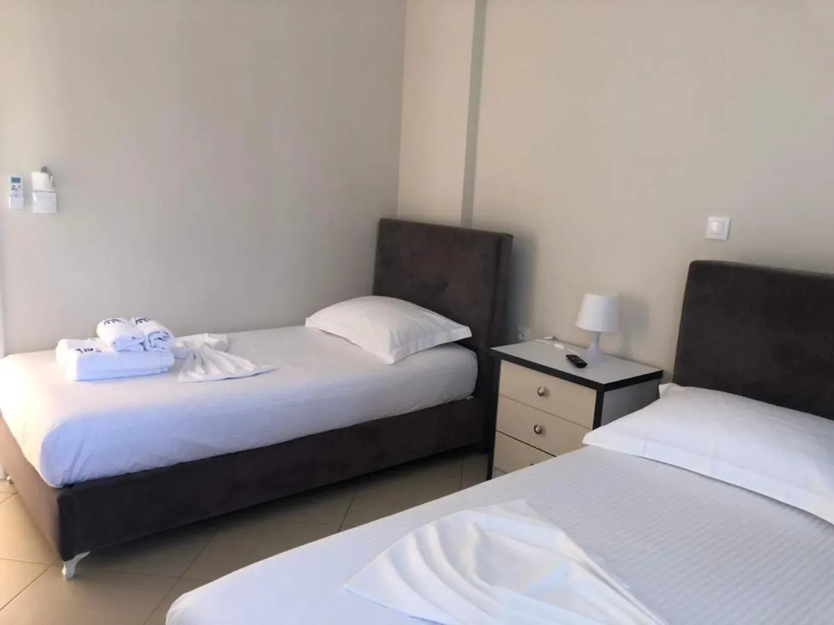 Himara Royal Hotel